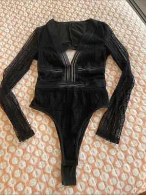 SHEIN Black Lace Long Sleeve Deep V Bodysuit